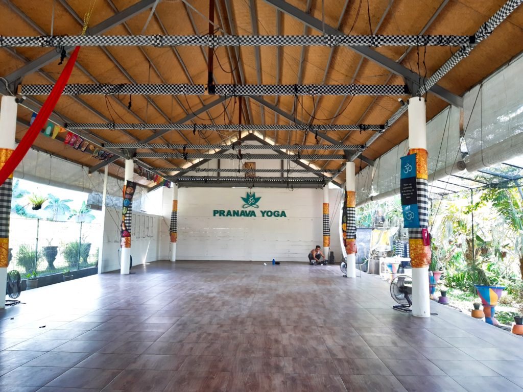 バリ島チャングーのヨガスタジオ「Pranava Yoga」スタジオ