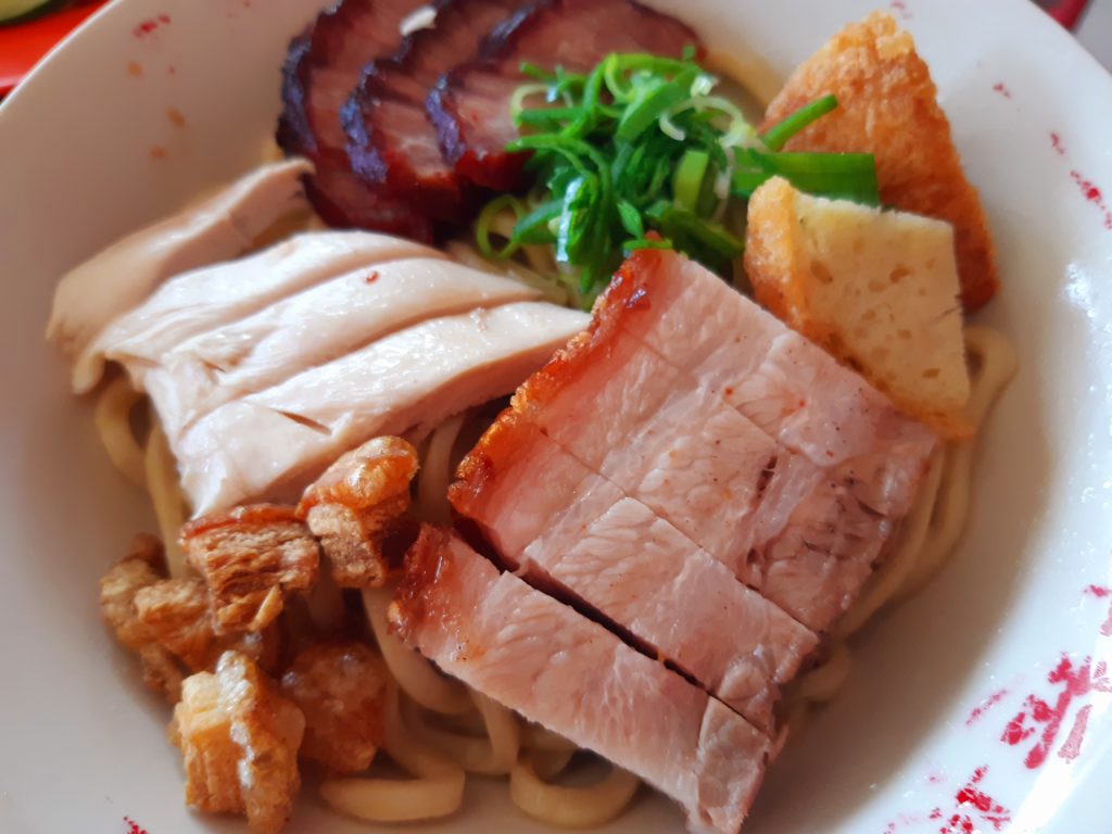バリ島麺レストランFu ShouのBakmi Karet Komplit